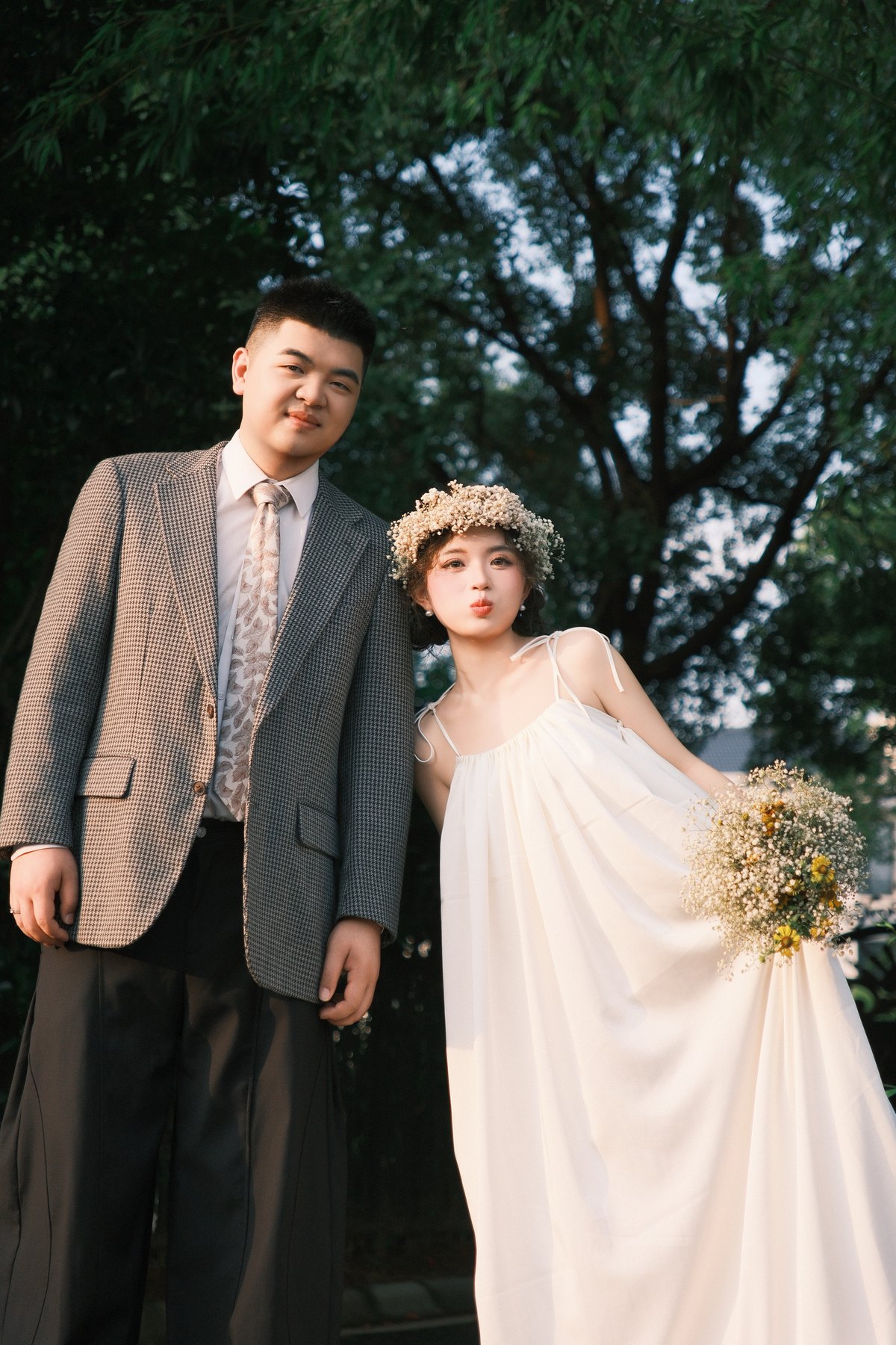 阮文甫与陈丽红的婚纱照